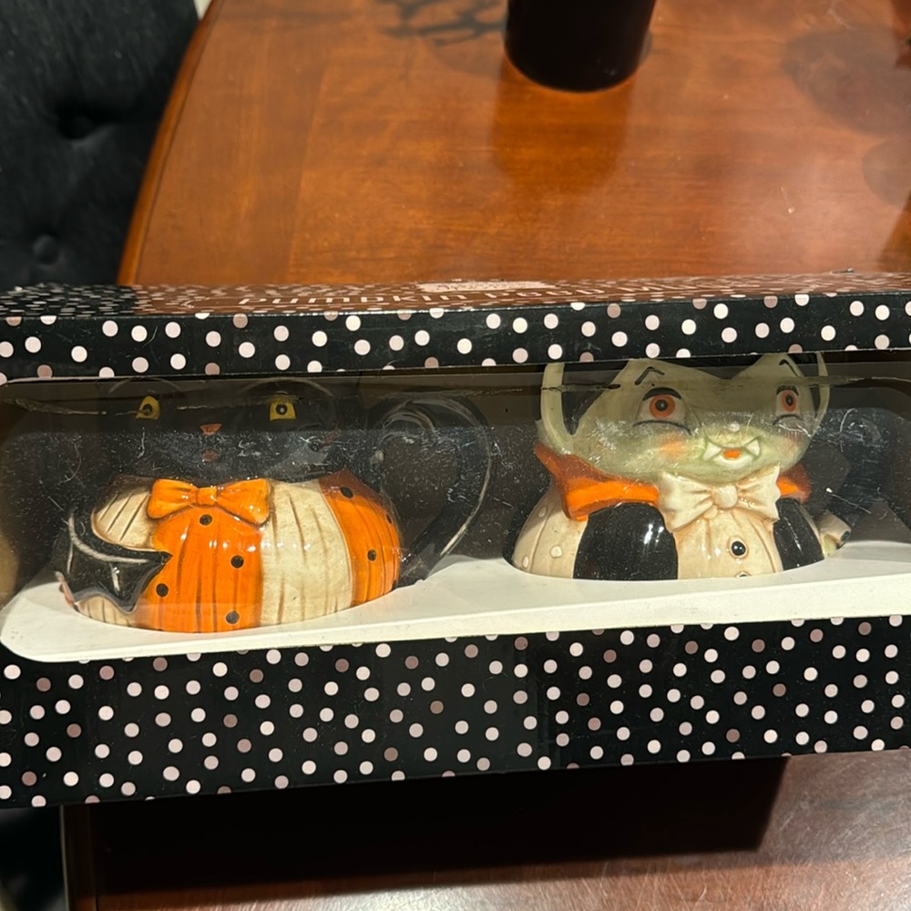 Johanna Parker Pumpkin Peep Mugs
